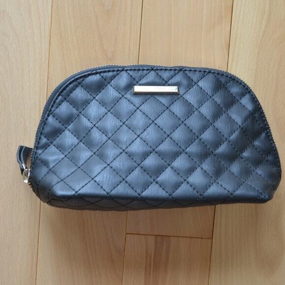 New York & Co Quilted Clutch Small Bag Quilted - Picture 1 of 5
